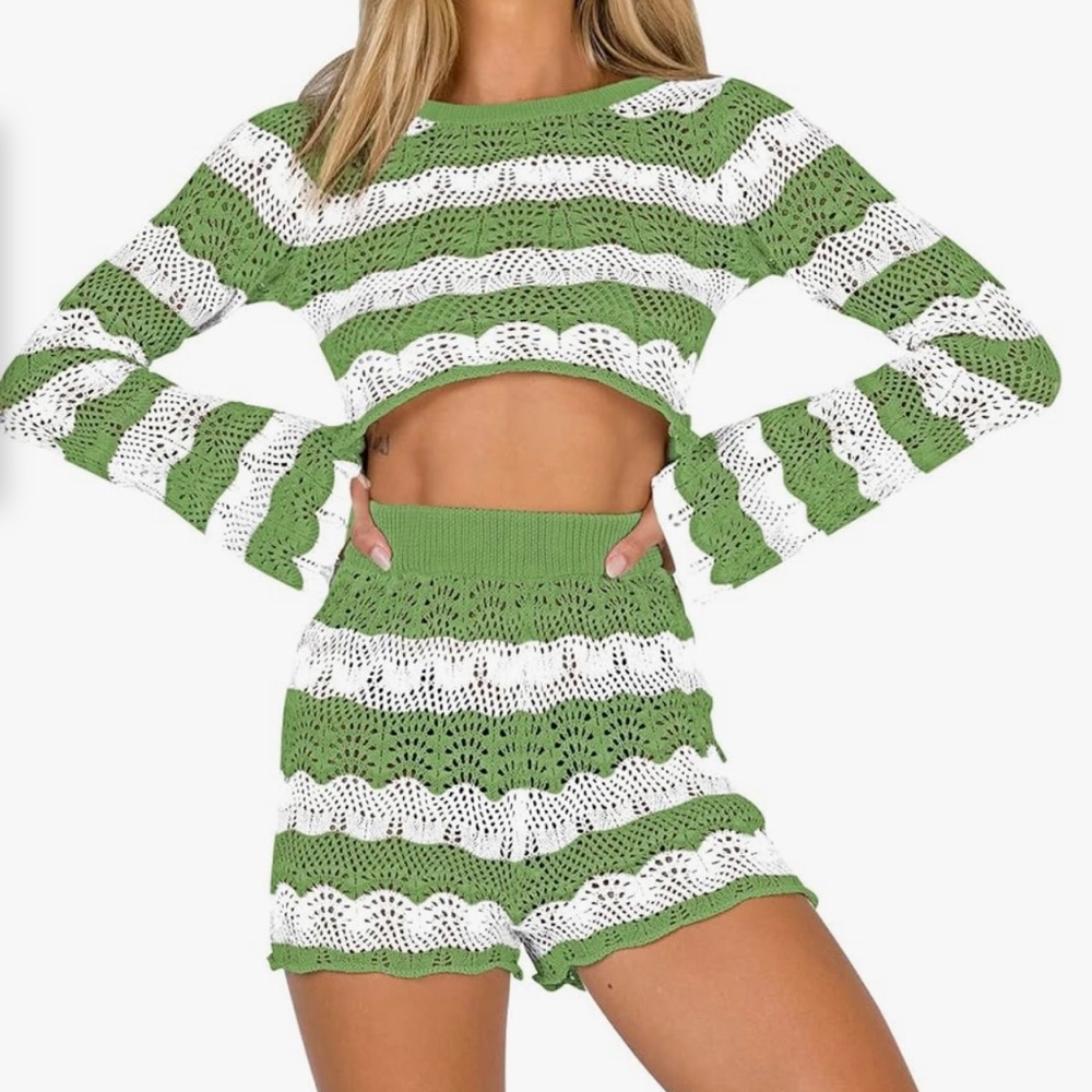 VamJump Women 2 piece Hollow out knit Lounge Set Long Sleeve Crop Top,Medium